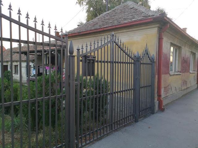 House and building land in the center of Pozarevac